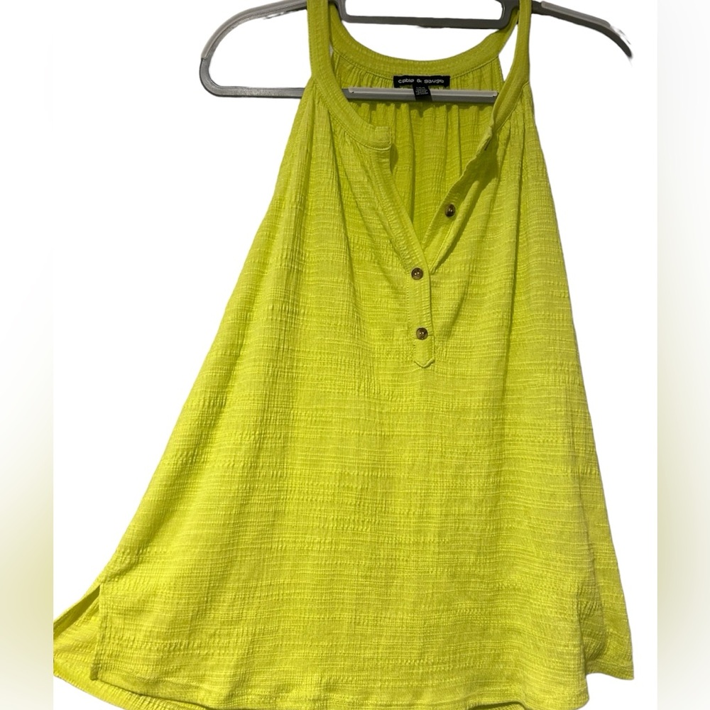 Cable & Gauge | High V-Neck Flowy Chartreuse Sleeveless Top Size L!